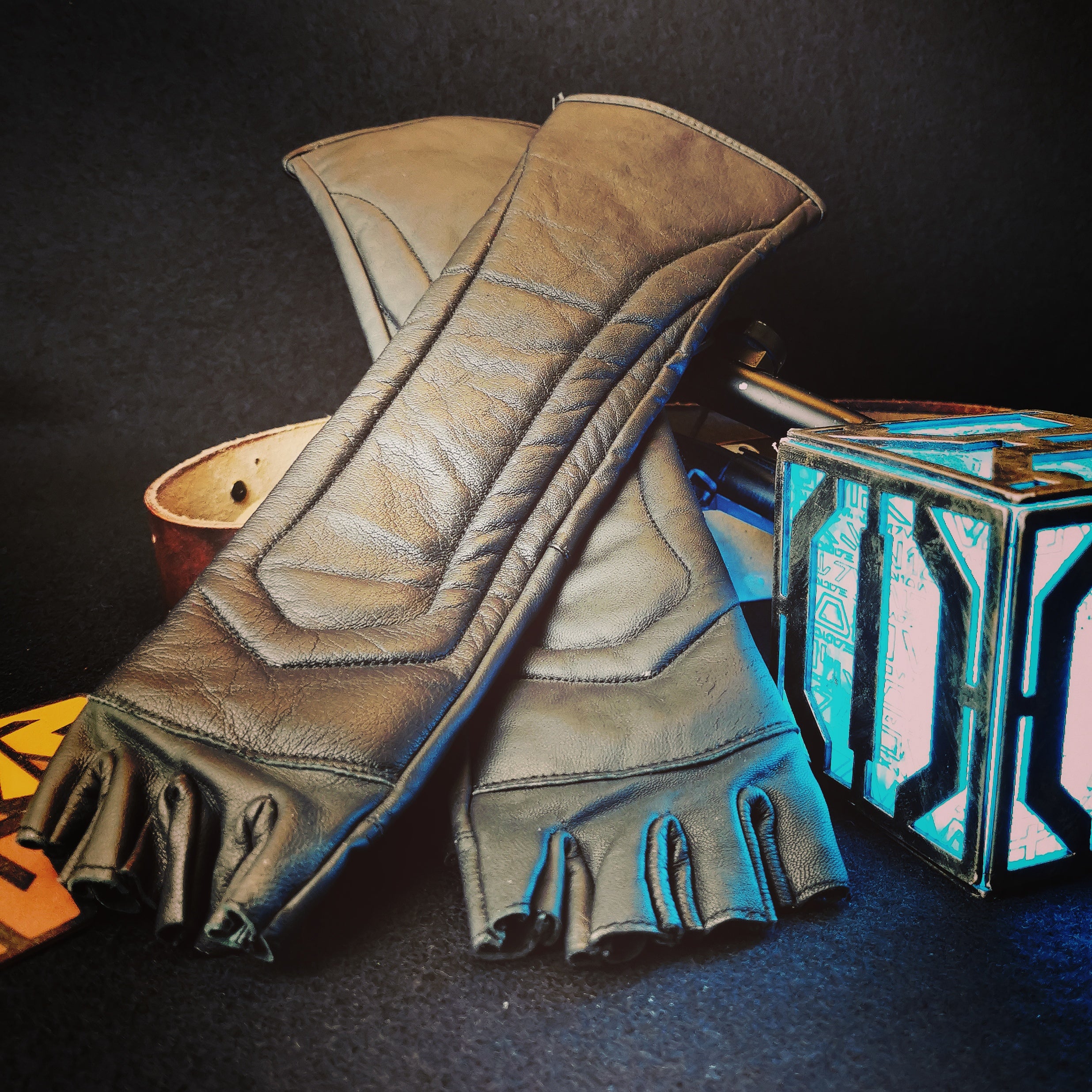 Women's Jedi renegade long gloves
