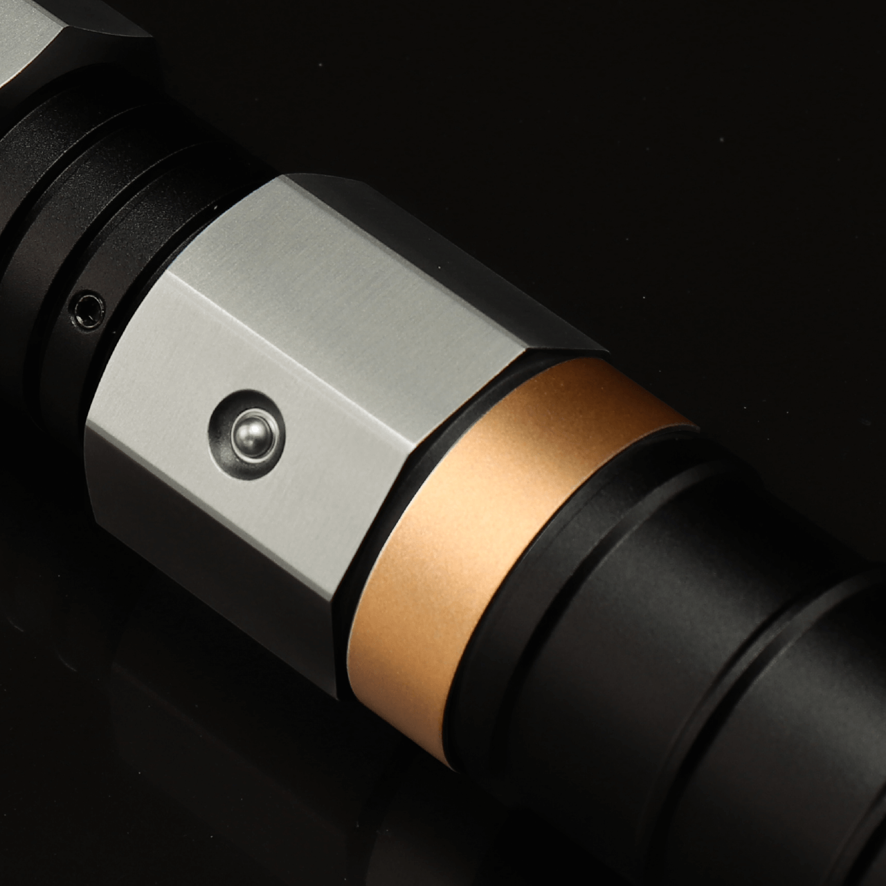 Accent hilt Brass